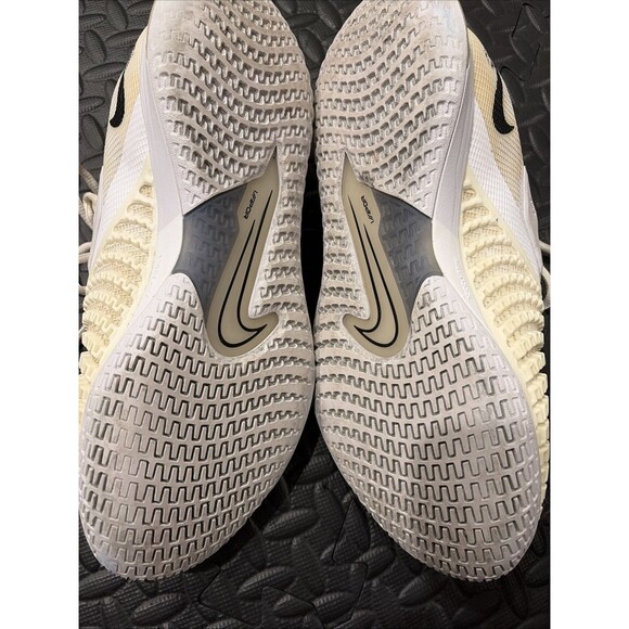 Nike React Vapor NXT HC White Black Beige Men's Sz 8 Tennis Shoes CV0724-101 - Picture 5 of 8